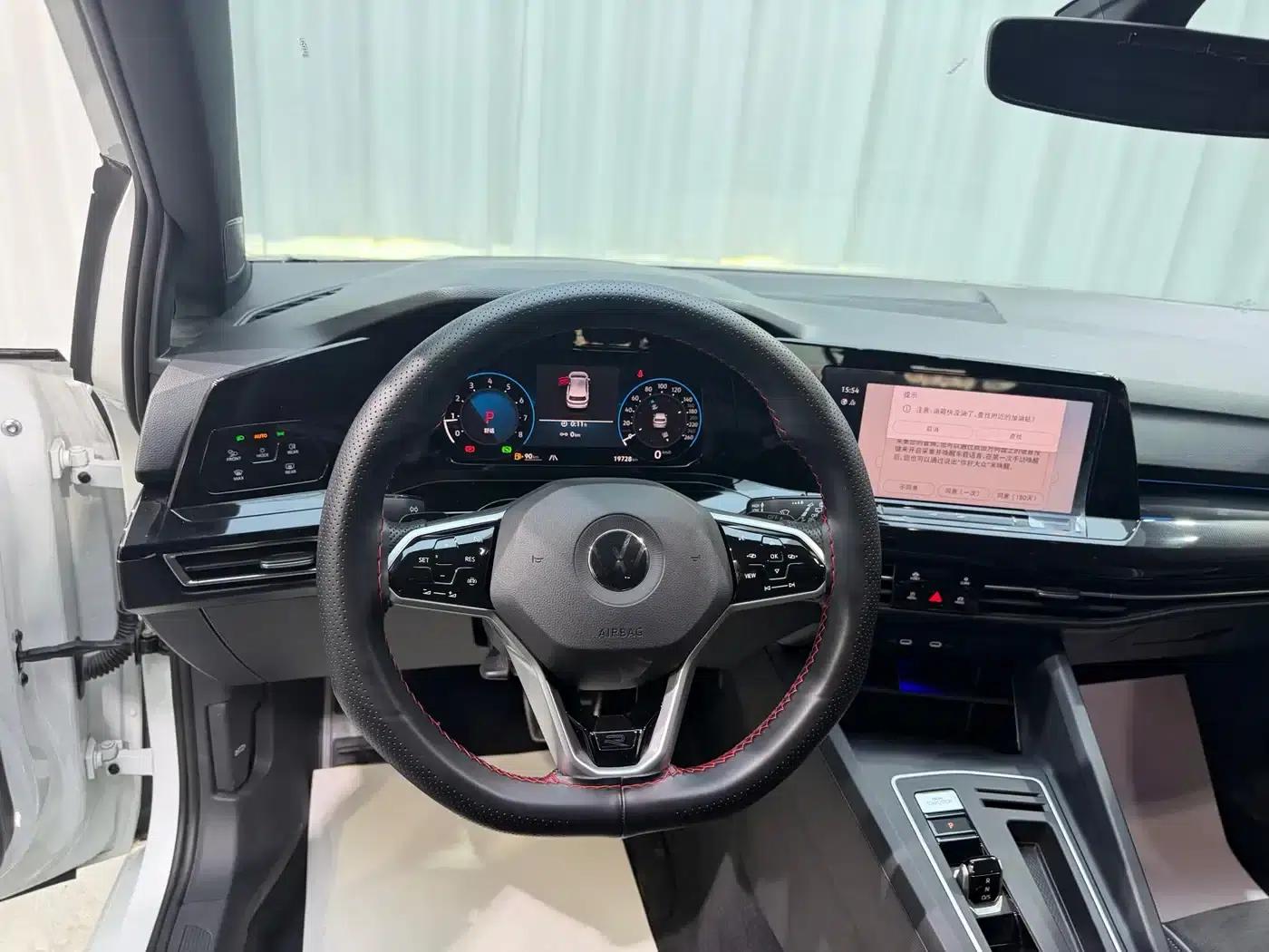2023 Golf 280TSI DSG R-Line Lite — миниатюра 8