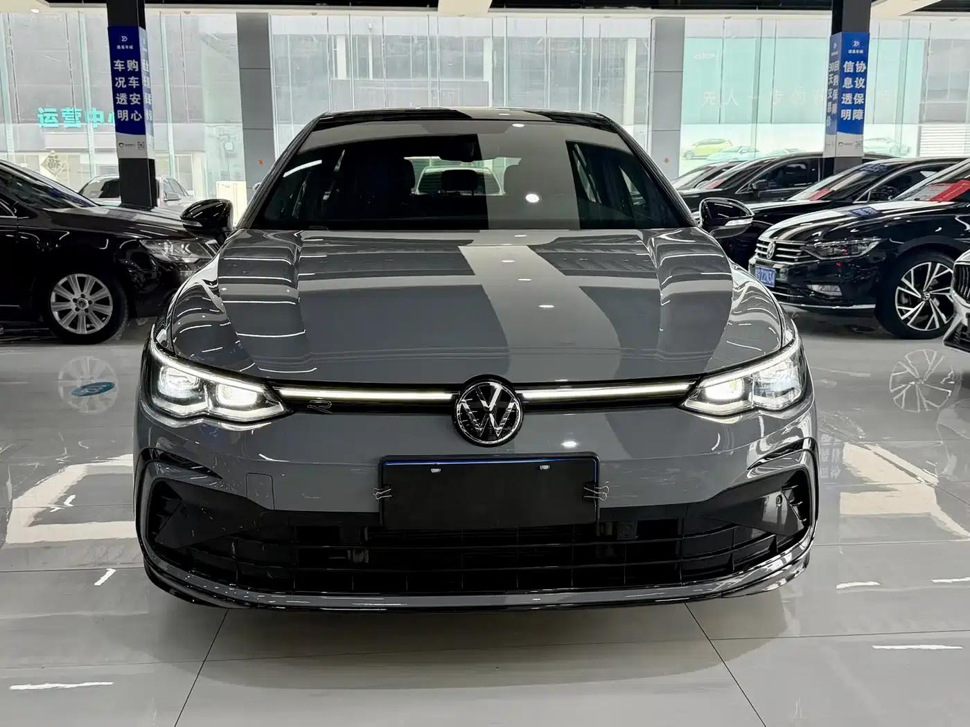 2023 Golf 280TSI DSG R-Line Lite — миниатюра 2