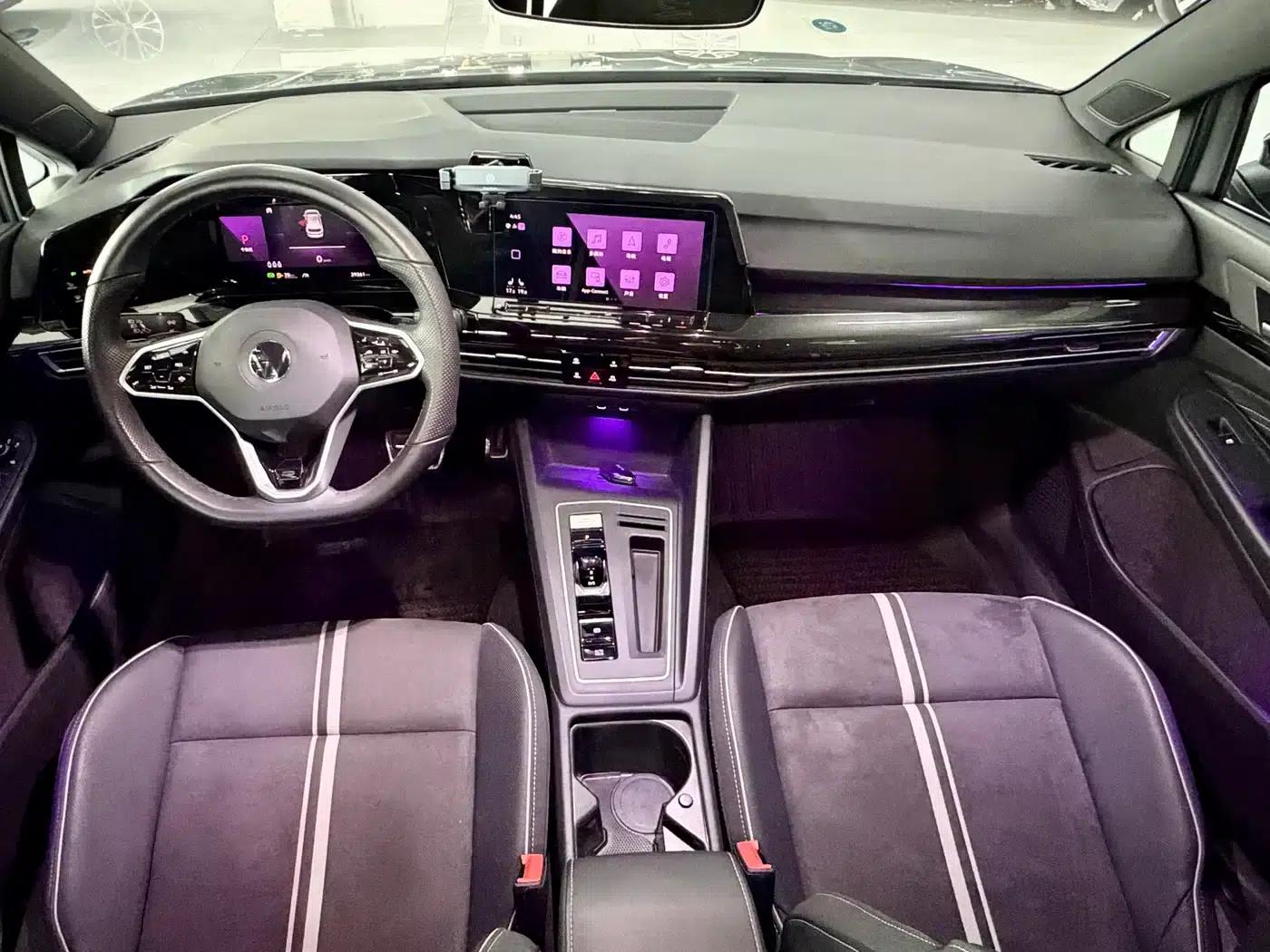 2023 Golf 280TSI DSG R-Line Lite — миниатюра 6