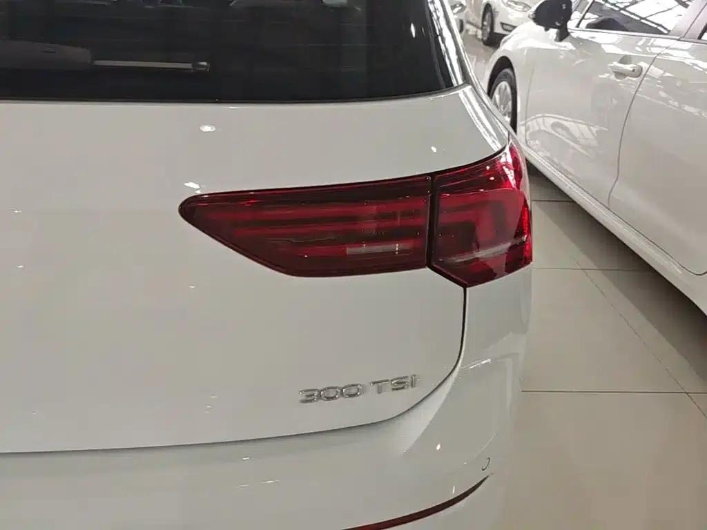 2025 Golf 300TSI Pro — миниатюра 8