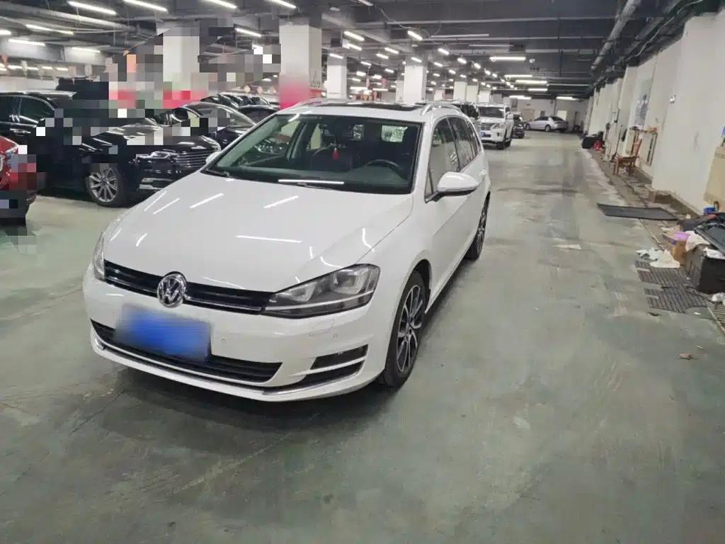 2014 Golf 1.4TSI Luxury Touring Edition (Imported) — миниатюра 1