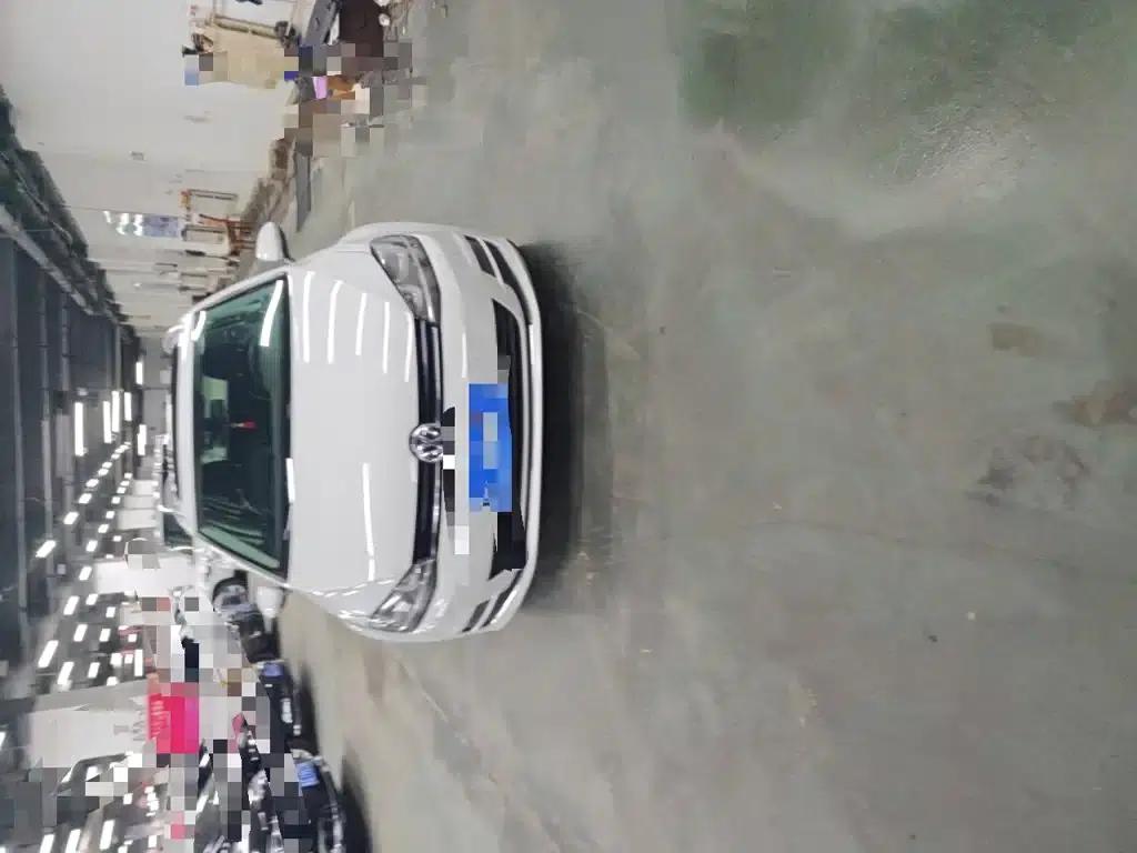 2014 Golf 1.4TSI Luxury Touring Edition (Imported) — миниатюра 3