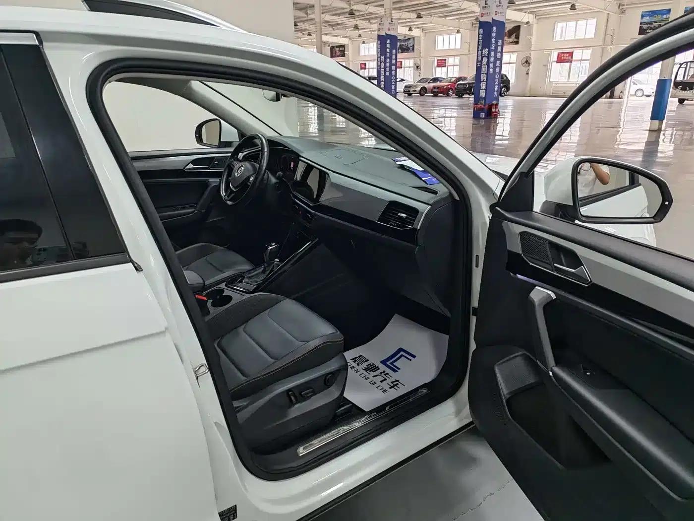 Tayron 2022 330TSI 2WD Luxury Intelligent Edition — миниатюра 13