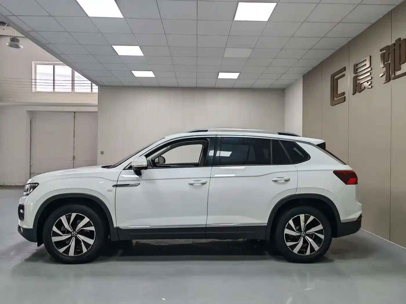 Tayron 2022 330TSI 2WD Luxury Intelligent Edition — миниатюра 8
