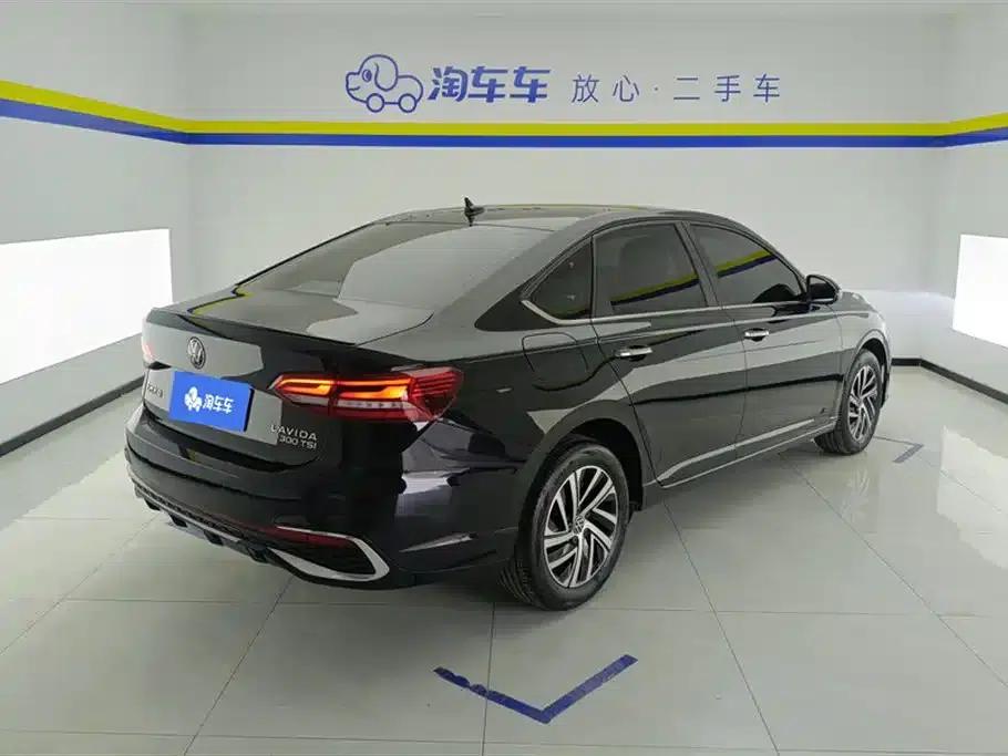 2024 Volkswagen Lavida 300TSI DSG Starry Sky Edition — миниатюра 3