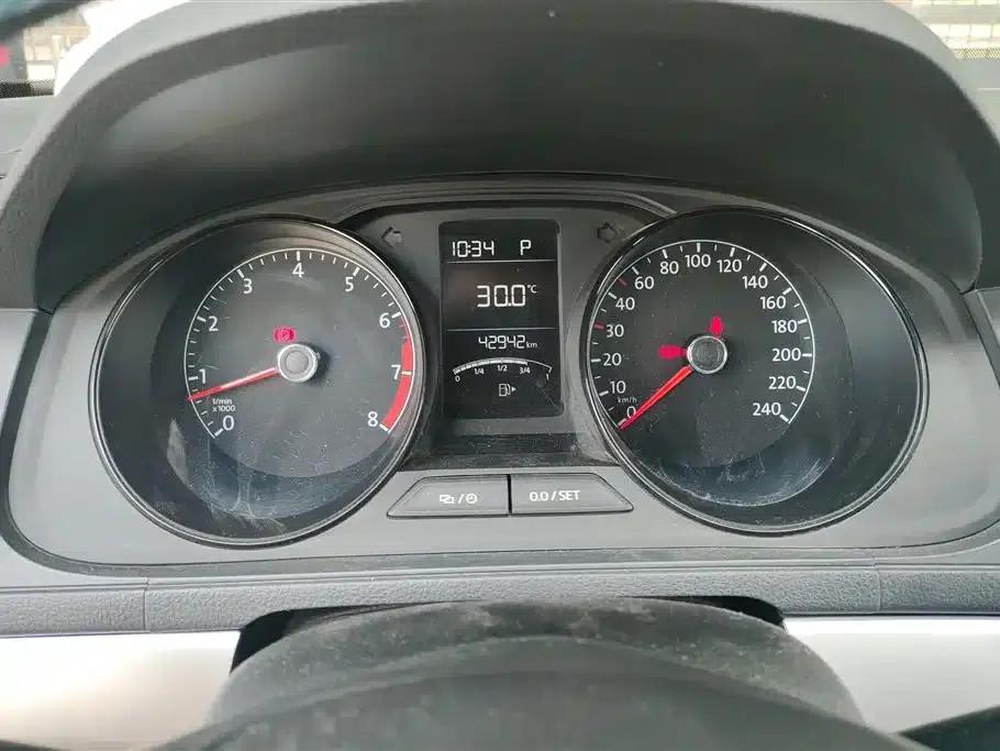 2019 Volkswagen Lavida, Lavida Qihang 1.5L Automatic Fashion Edition (National VI Emission Standard) — миниатюра 14