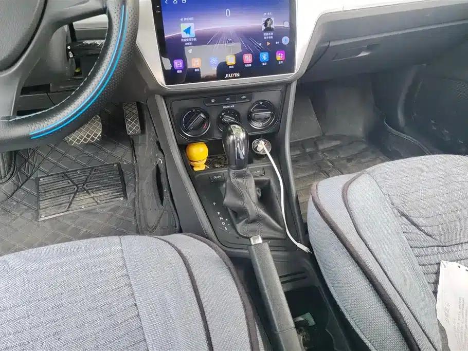 2019 Volkswagen Lavida, Lavida Qihang 1.5L Automatic Fashion Edition (National VI Emission Standard) — миниатюра 16