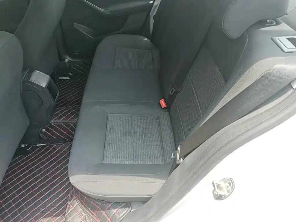 2017 Volkswagen Lavida 1.6L Automatic Fashion Edition — миниатюра 17