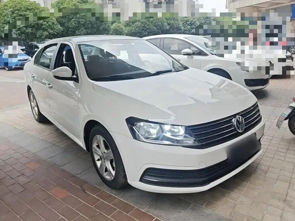 2017 Volkswagen Lavida 1.6L Automatic Fashion Edition — миниатюра 4
