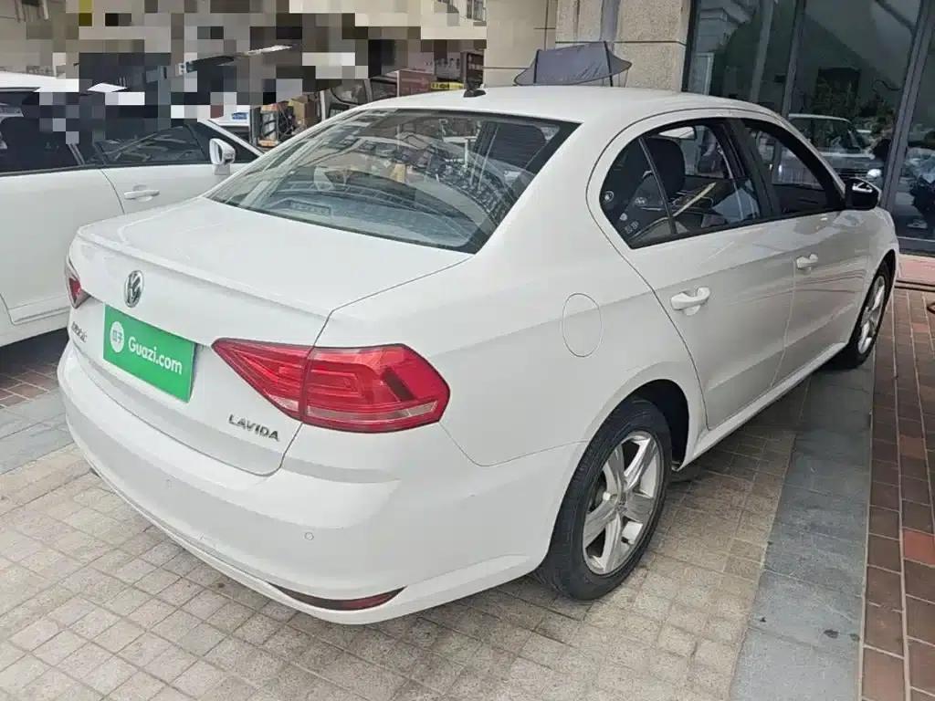 2017 Volkswagen Lavida 1.6L Automatic Fashion Edition — миниатюра 7
