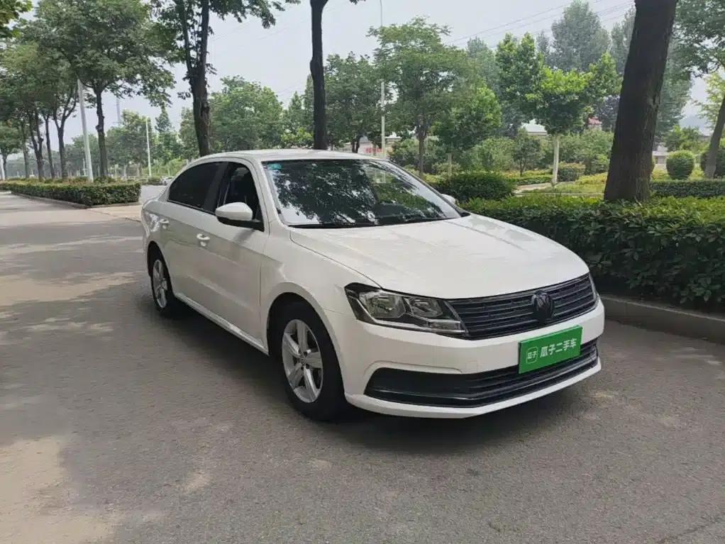 2018 Volkswagen Lavida Classic 1.5L Automatic Fashion Edition (National VI Emission Standard) — миниатюра 4