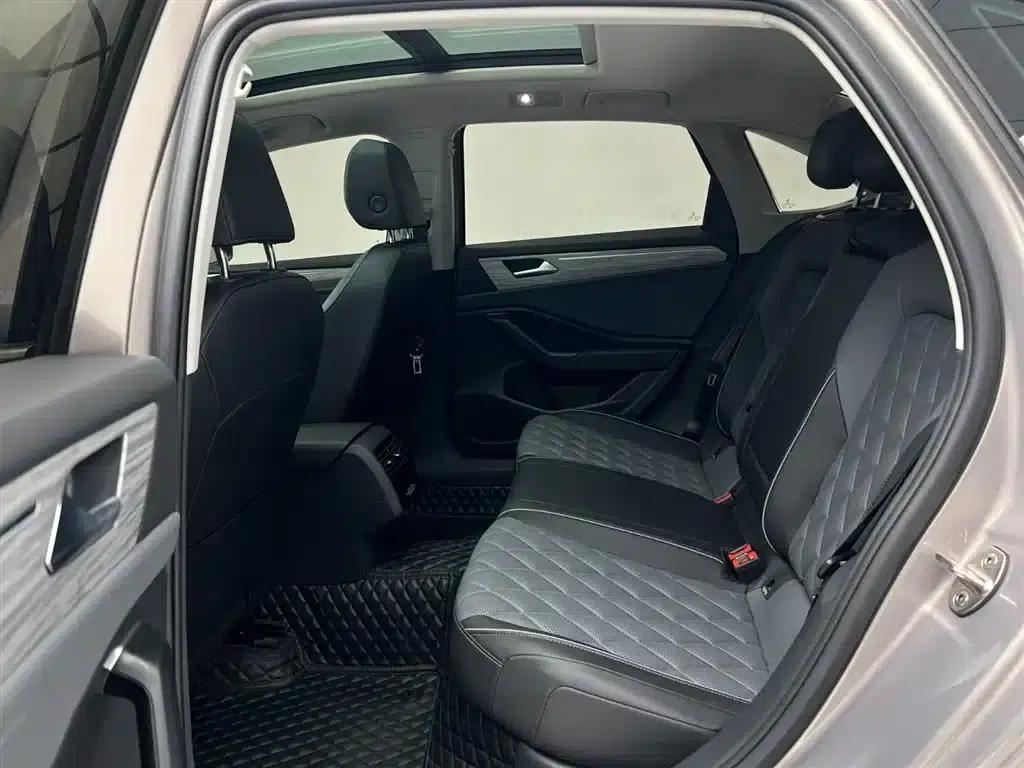 2023 Volkswagen Sagitar 280TSI DSG Beyond Plus Edition — миниатюра 21