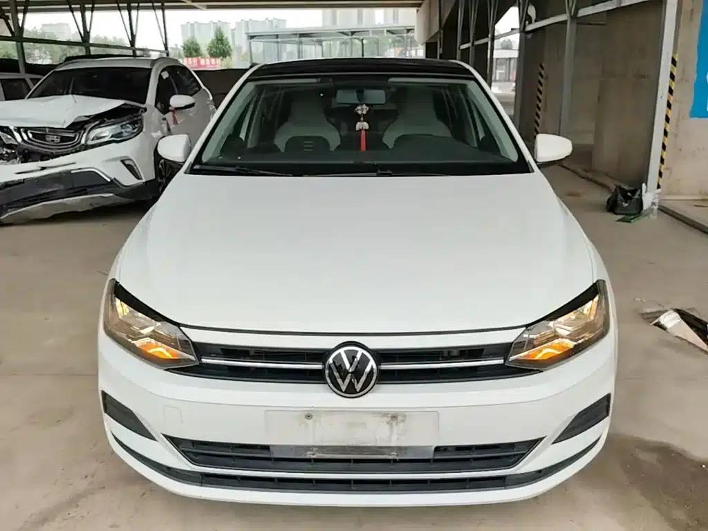 2021 Polo Plus 1.5L Automatic Colorful Technology Edition — миниатюра 3