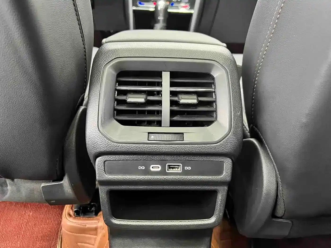 Tharu 2022 280TSI 2WD Luxury Edition — миниатюра 14