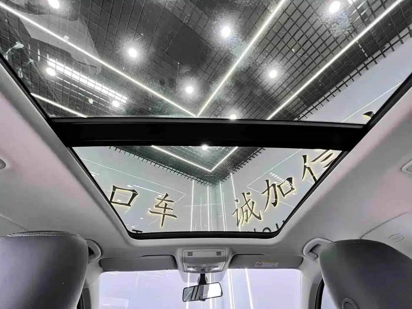 Tharu 2022 280TSI 2WD Luxury Edition — миниатюра 16