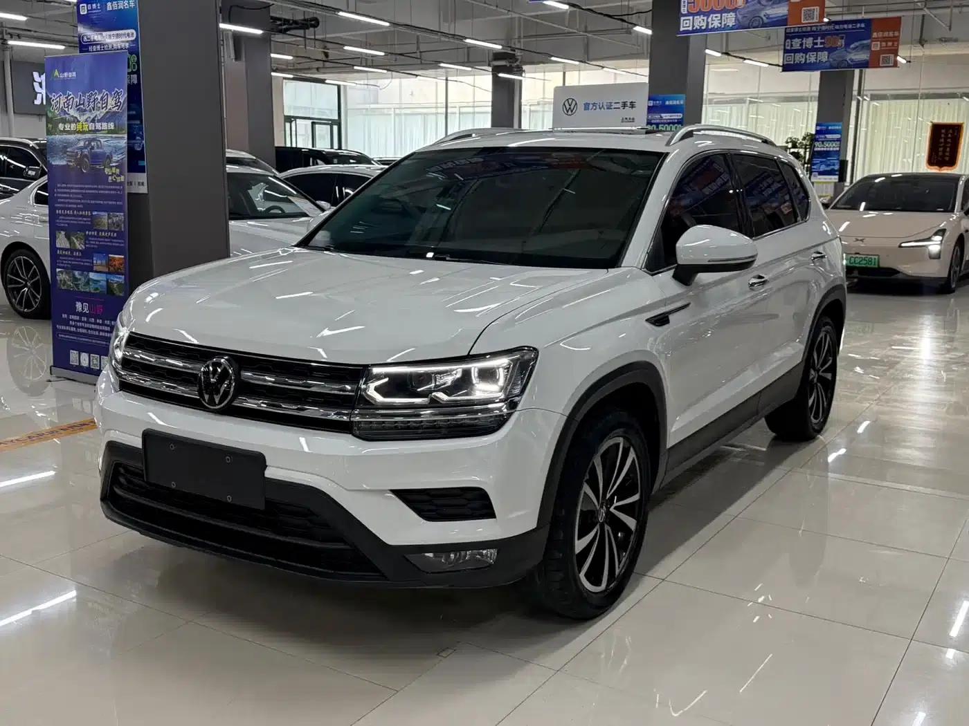 Tharu 2022 280TSI 2WD Luxury Edition — миниатюра 1