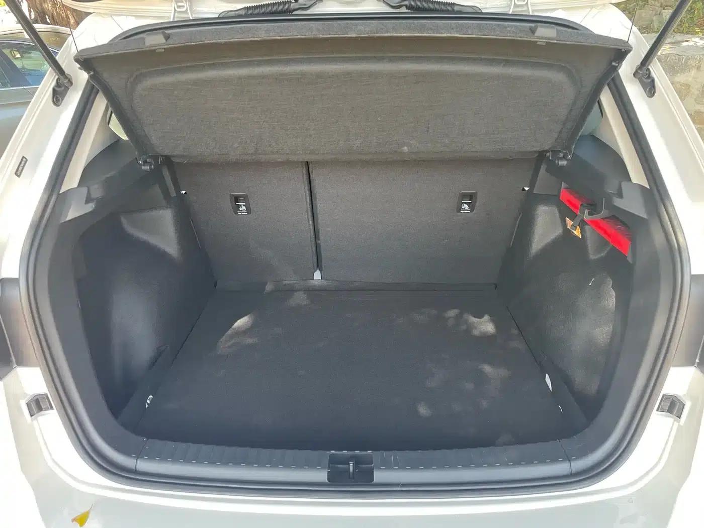 Tharu 2022 330TSI 4WD Luxury Edition — миниатюра 19