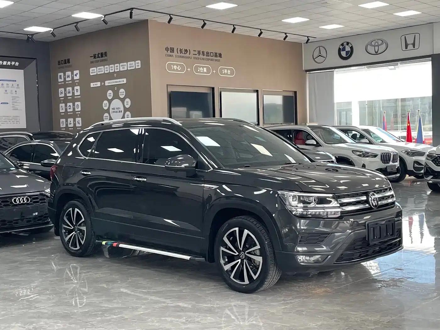 Tharu 2022 280TSI 2WD Luxury Edition — миниатюра 3