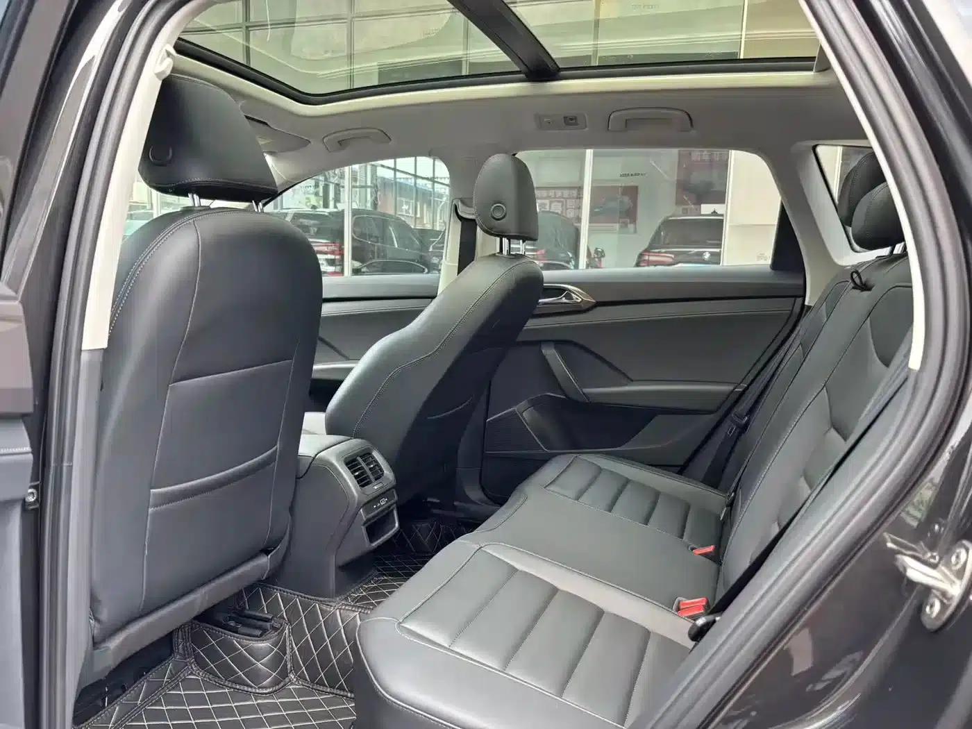 Tharu 2022 280TSI 2WD Comfort Edition — миниатюра 8