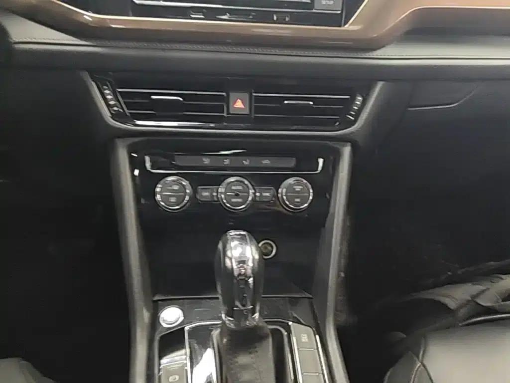 Tharu 2020 280TSI 2WD Comfort Edition (China VI Emission Standard) — миниатюра 13