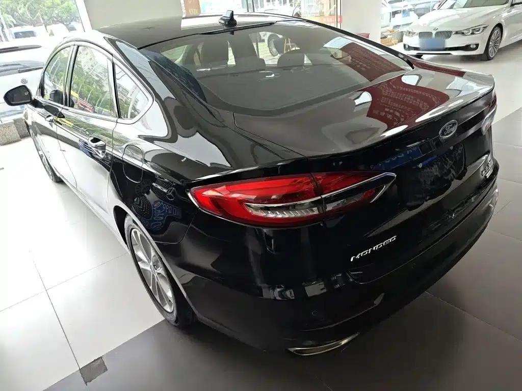 2020 Ford Mondeo EcoBoost 180 Fashion Edition — миниатюра 23