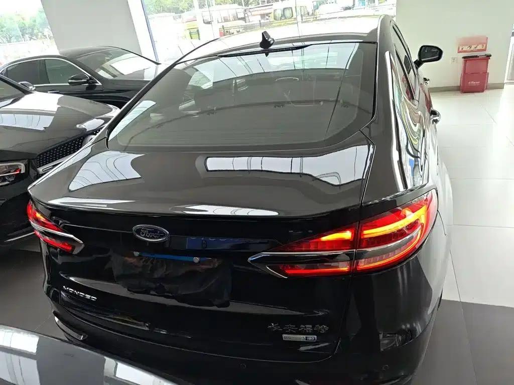 2020 Ford Mondeo EcoBoost 180 Fashion Edition — миниатюра 4