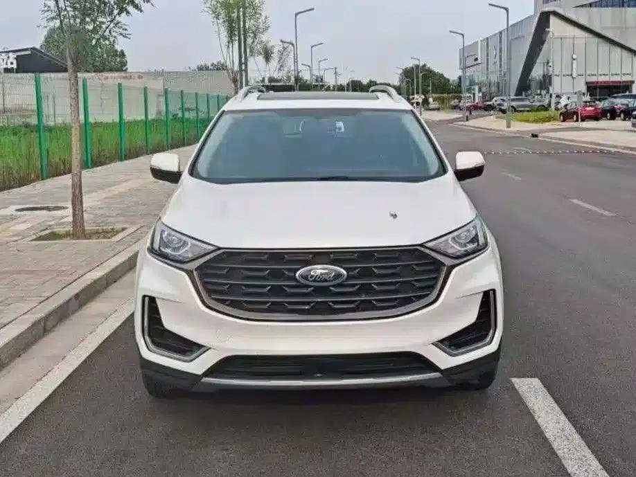 Edge 2021 PLUS EcoBoost 245 2WD Platinum Edition 5-seater — миниатюра 1