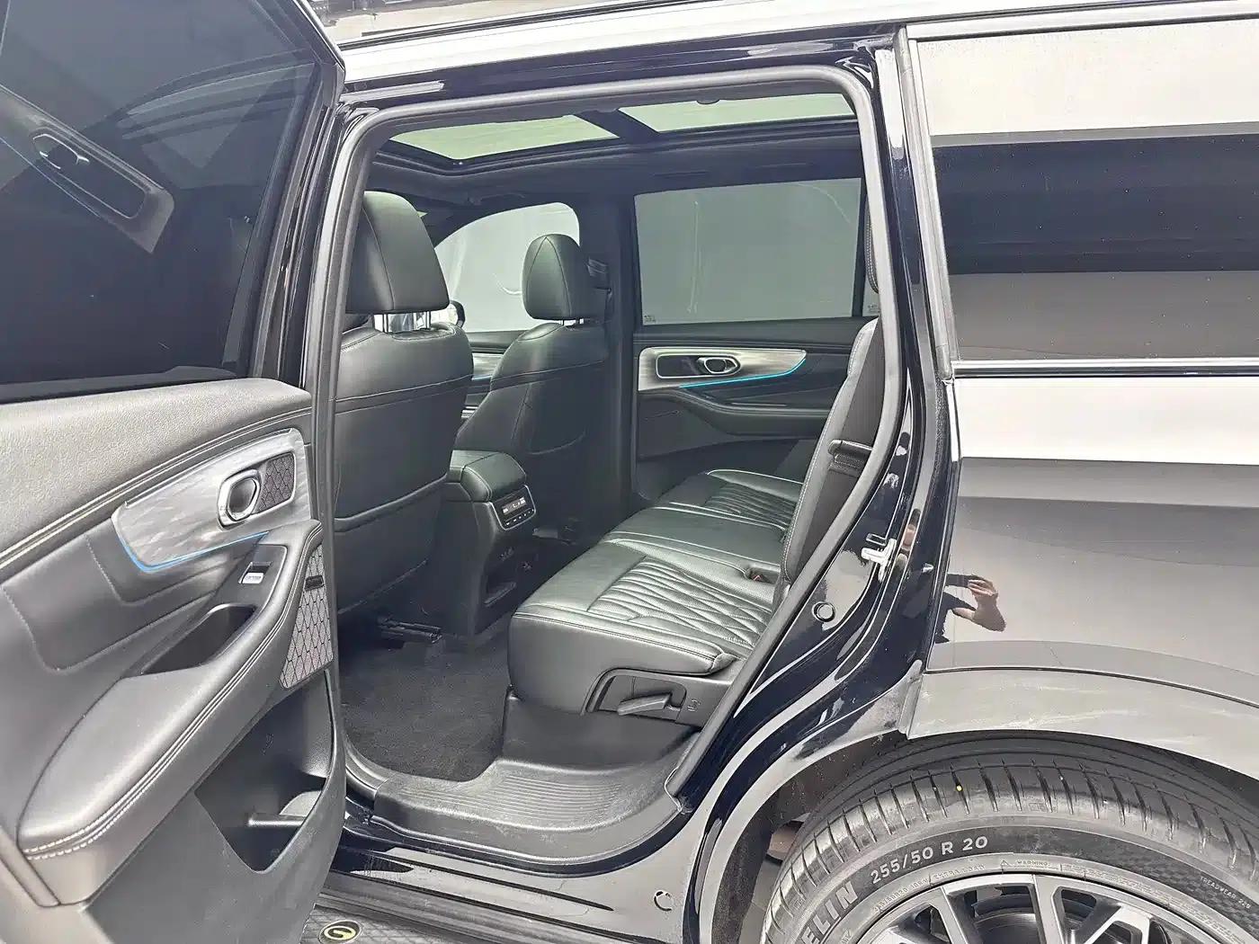 Trumpchi GS8 2022 Navigator Series 2.0TGDI 2WD Luxury Intelligent Connected Edition (7-seater) — миниатюра 15