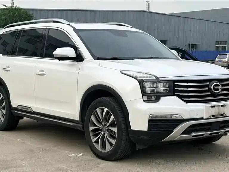 Trumpchi GS8 2017 320T 2WD Luxury Intelligent Connected Edition (7-seater) — миниатюра 2
