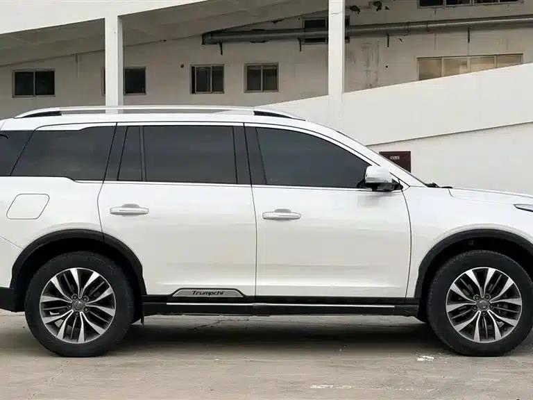 Trumpchi GS8 2017 320T 2WD Luxury Intelligent Connected Edition (7-seater) — миниатюра 10