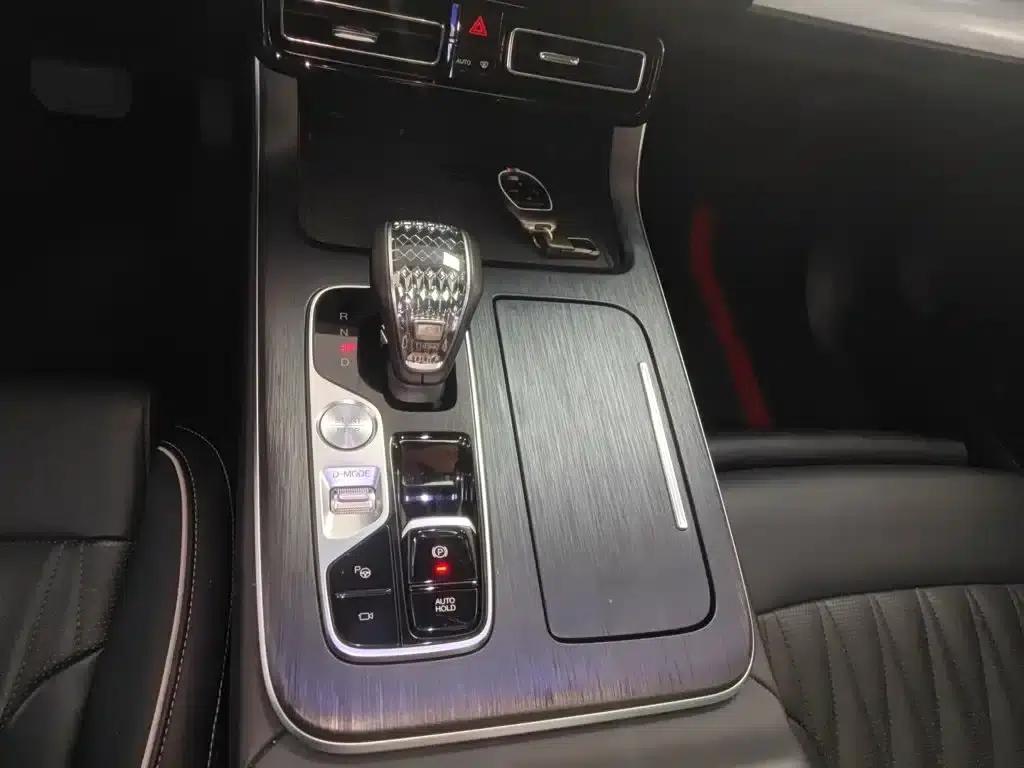 Trumpchi GS8 2022 Navigator Series 2.0TGDI 2WD Premium Edition (Six Seats) — миниатюра 14