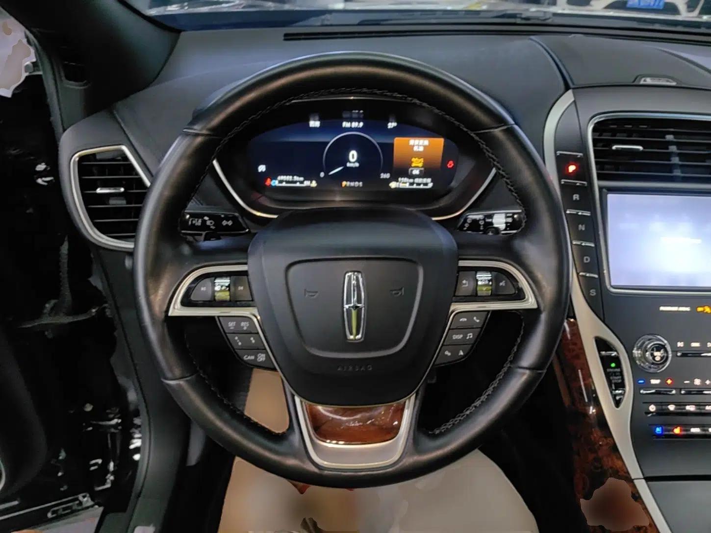 Lincoln Nautilus 2020 2.0T Four-Wheel Drive Luxury Edition — миниатюра 13
