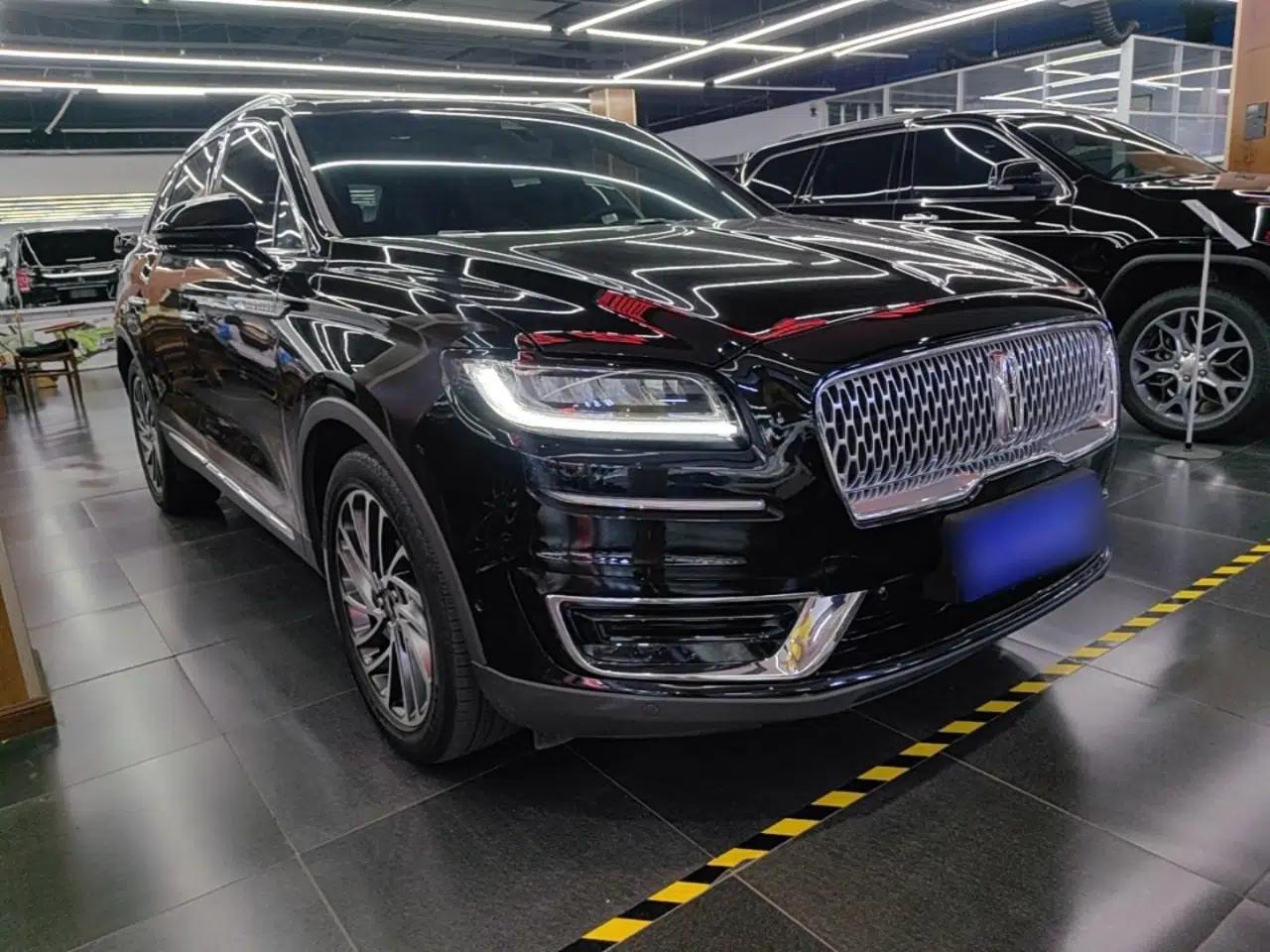 Lincoln Nautilus 2020 2.0T Four-Wheel Drive Luxury Edition — миниатюра 3
