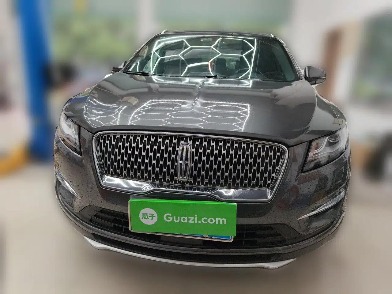Lincoln MKC 2019 2.0T Two-Wheel Drive Luxury Edition China V Standard — миниатюра 2