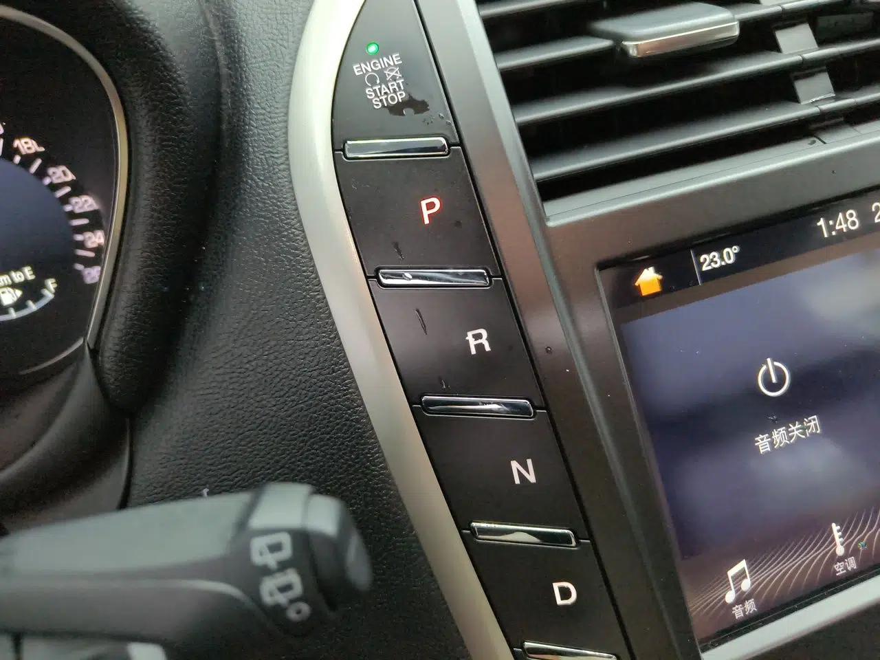 Lincoln MKC 2019 2.0T Two-Wheel Drive Luxury Edition China V Standard — миниатюра 14