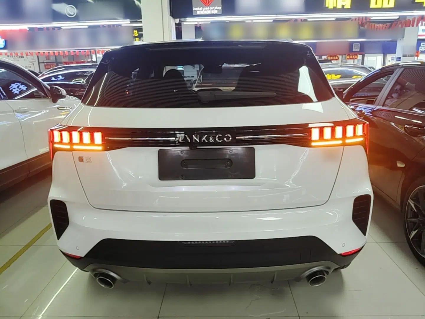 Lynk & Co 06 2023 Remix 1.5T Dynamic Halo — миниатюра 5