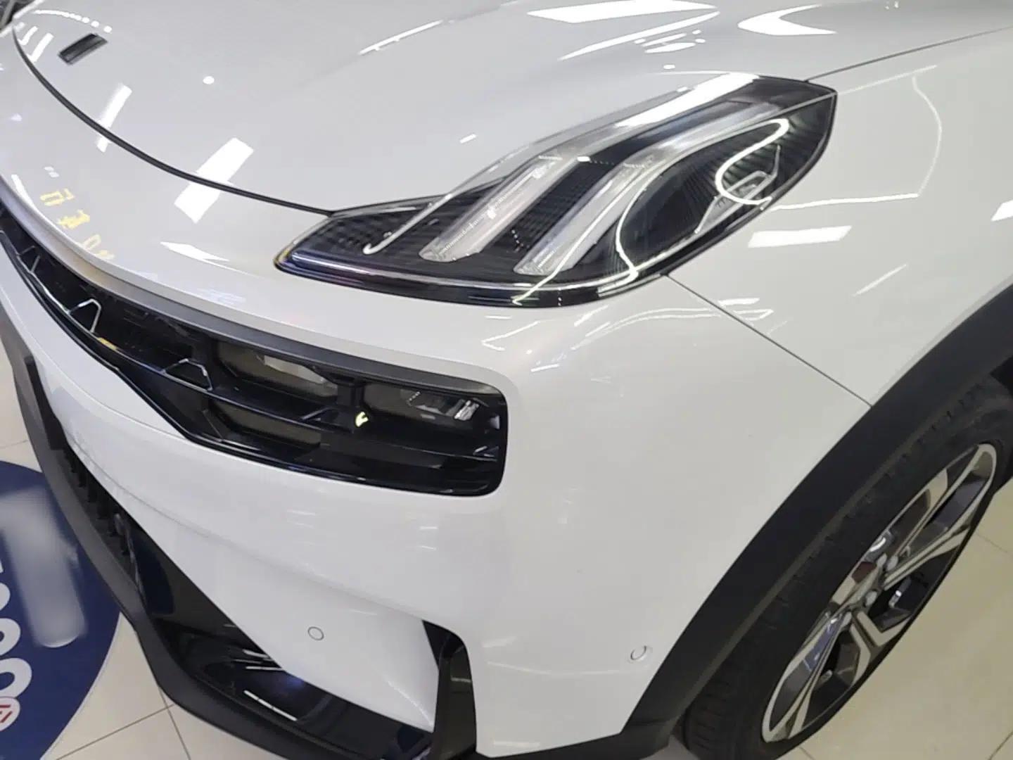 Lynk & Co 06 2023 Remix 1.5T Dynamic Halo — миниатюра 8