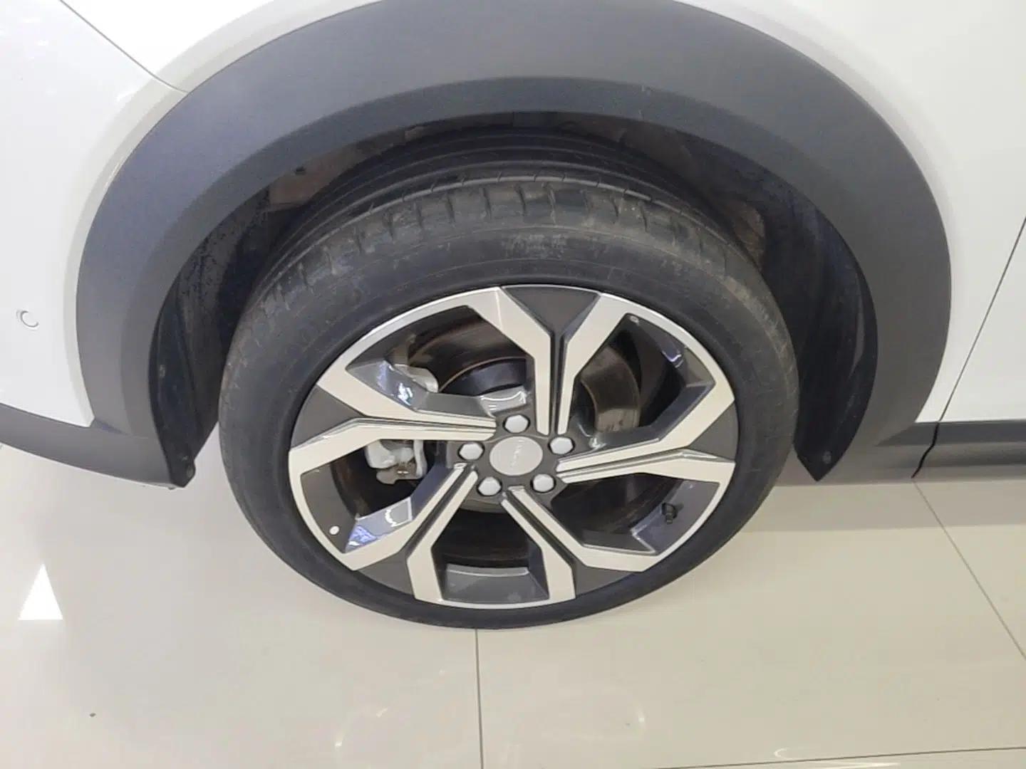 Lynk & Co 06 2023 Remix 1.5T Dynamic Halo — миниатюра 10
