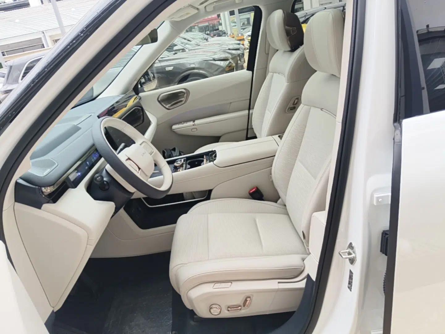 Lynk & Co 900 2025 2.0T Ultra — миниатюра 17
