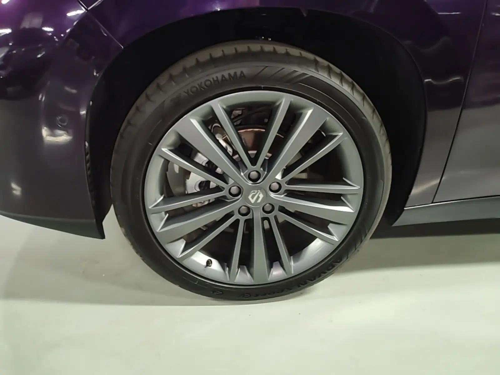 Leapmotor C16 2024 Range-Extended 200 Luxury Edition — миниатюра 10