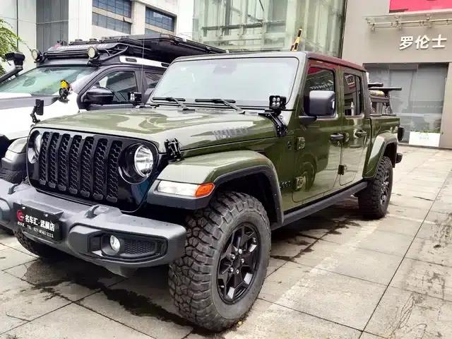 Gladiator 2021 3.6L Canadian Spec