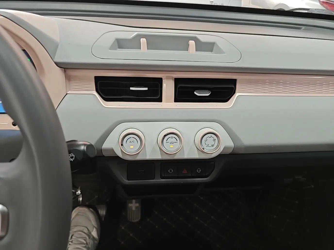 Chery QQ Ice Cream 2022 170km Sundae Phosphate Lithium-Ion — миниатюра 15