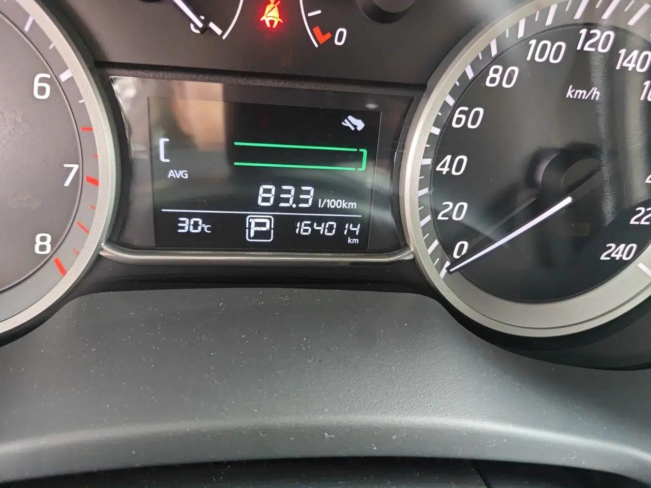 Nissan Sylphy 2012 1.8XL CVT Luxury Edition — миниатюра 12
