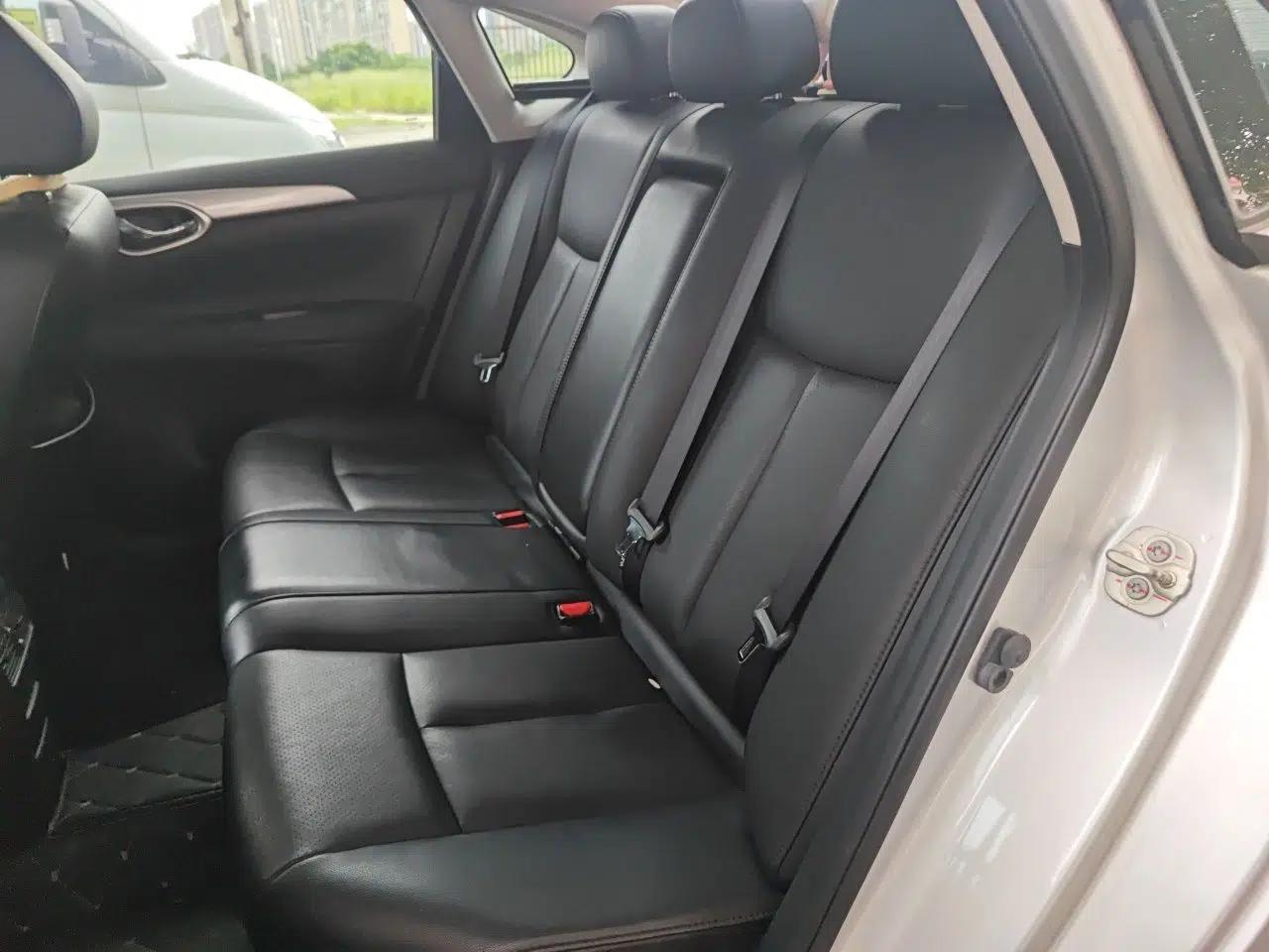 Nissan Sylphy 2012 1.8XL CVT Luxury Edition — миниатюра 17