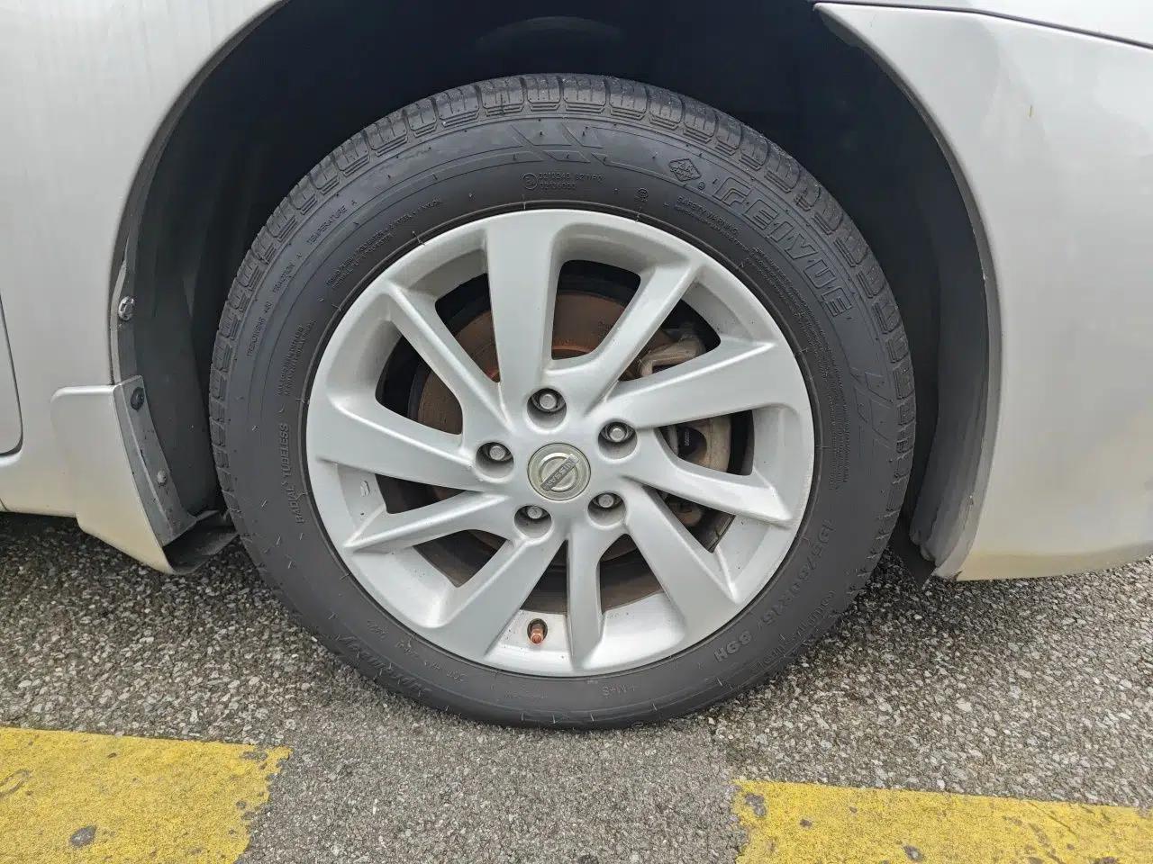 Nissan Sylphy 2012 1.8XL CVT Luxury Edition — миниатюра 8