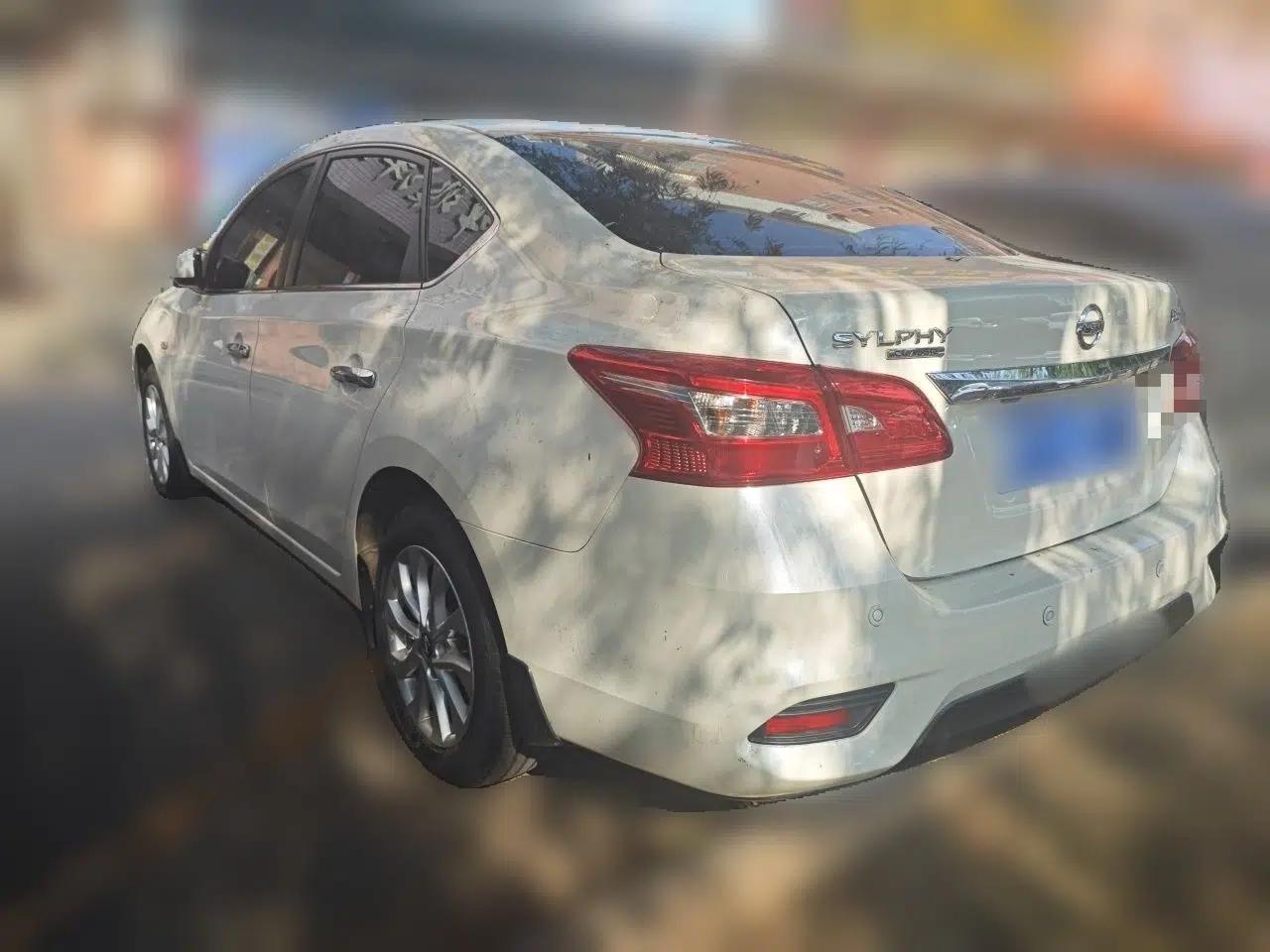 Nissan Sylphy 2022 Classic 1.6XL CVT Luxury Edition — миниатюра 4