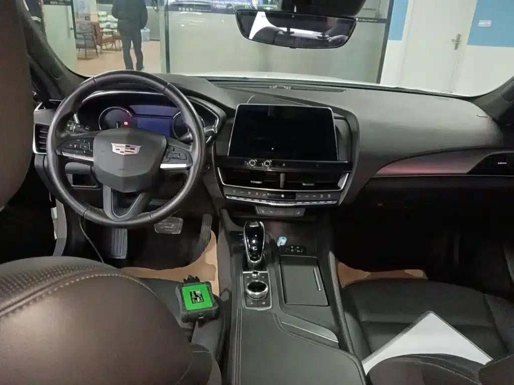 2020 Cadillac CT5 Facelift 28T Luxury — миниатюра 3