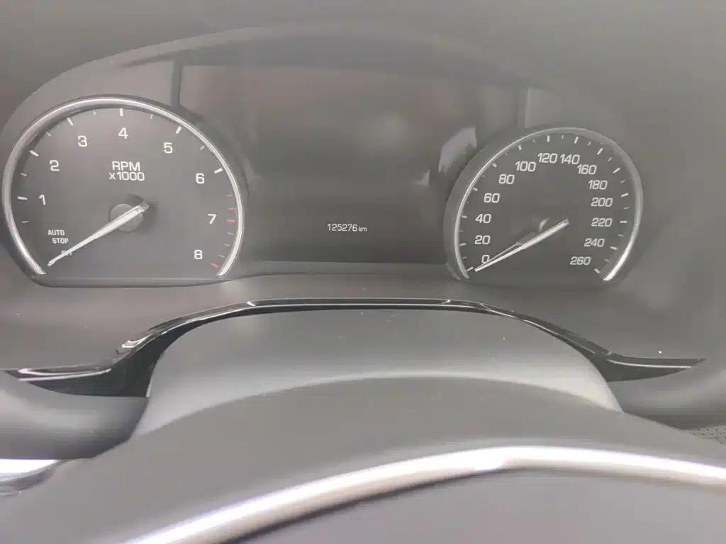 Cadillac XT5 2017 Anniversary Edition 28T AWD Luxury — миниатюра 5