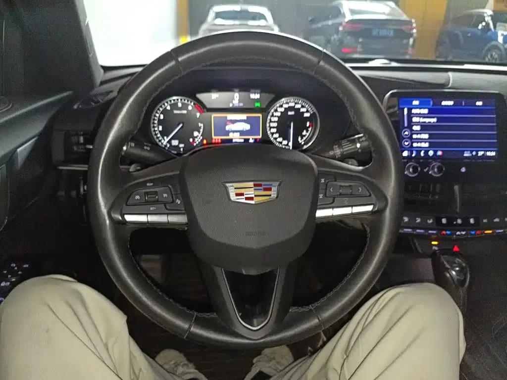 2022 Cadillac CT4 28T Luxury Edition — миниатюра 11