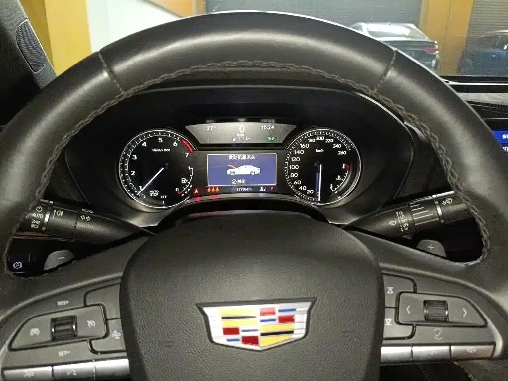 2022 Cadillac CT4 28T Luxury Edition — миниатюра 12